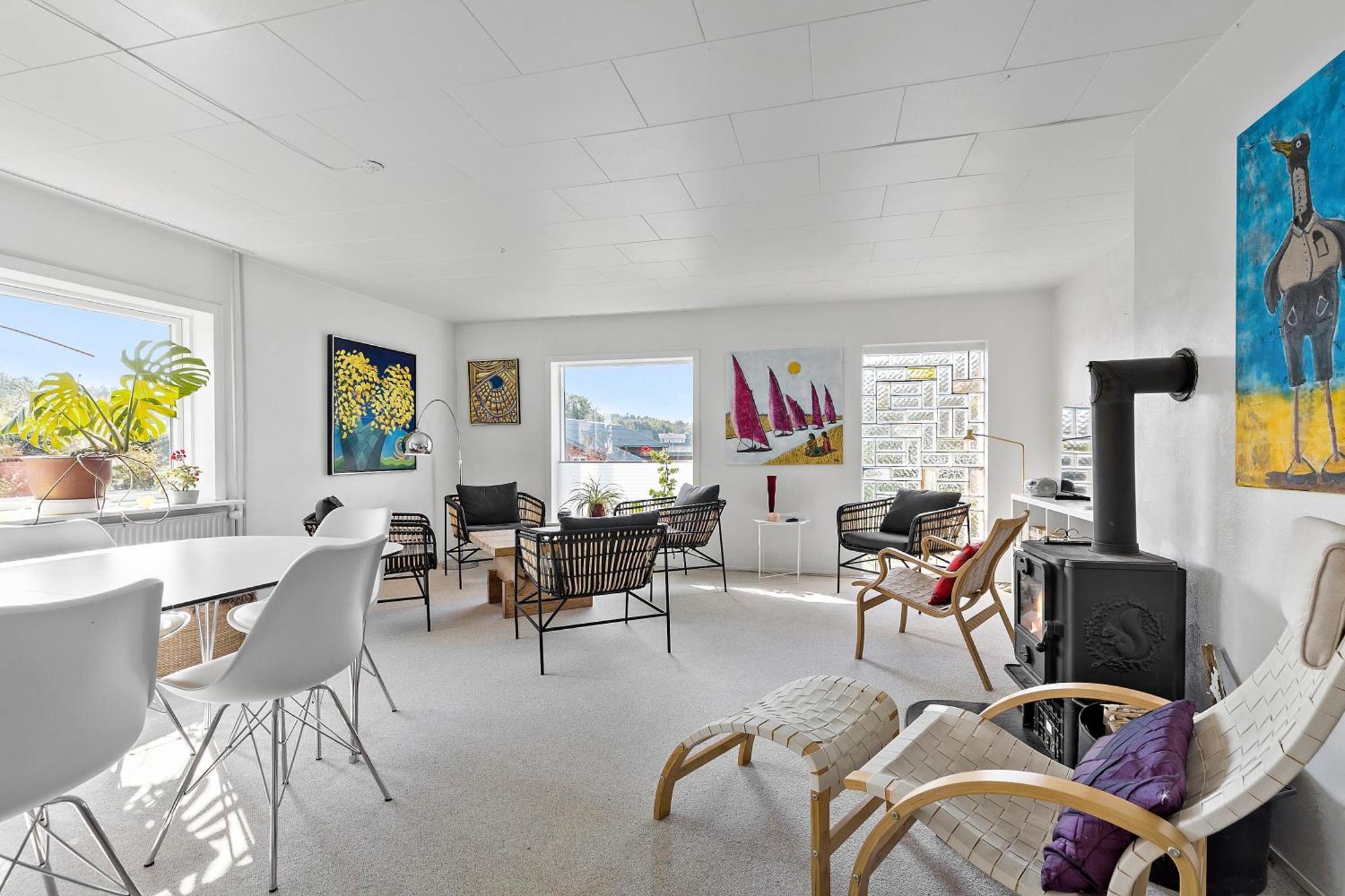 Logi I Hus Med Kunst Og Have Bed & Breakfast Vestervig Exterior photo